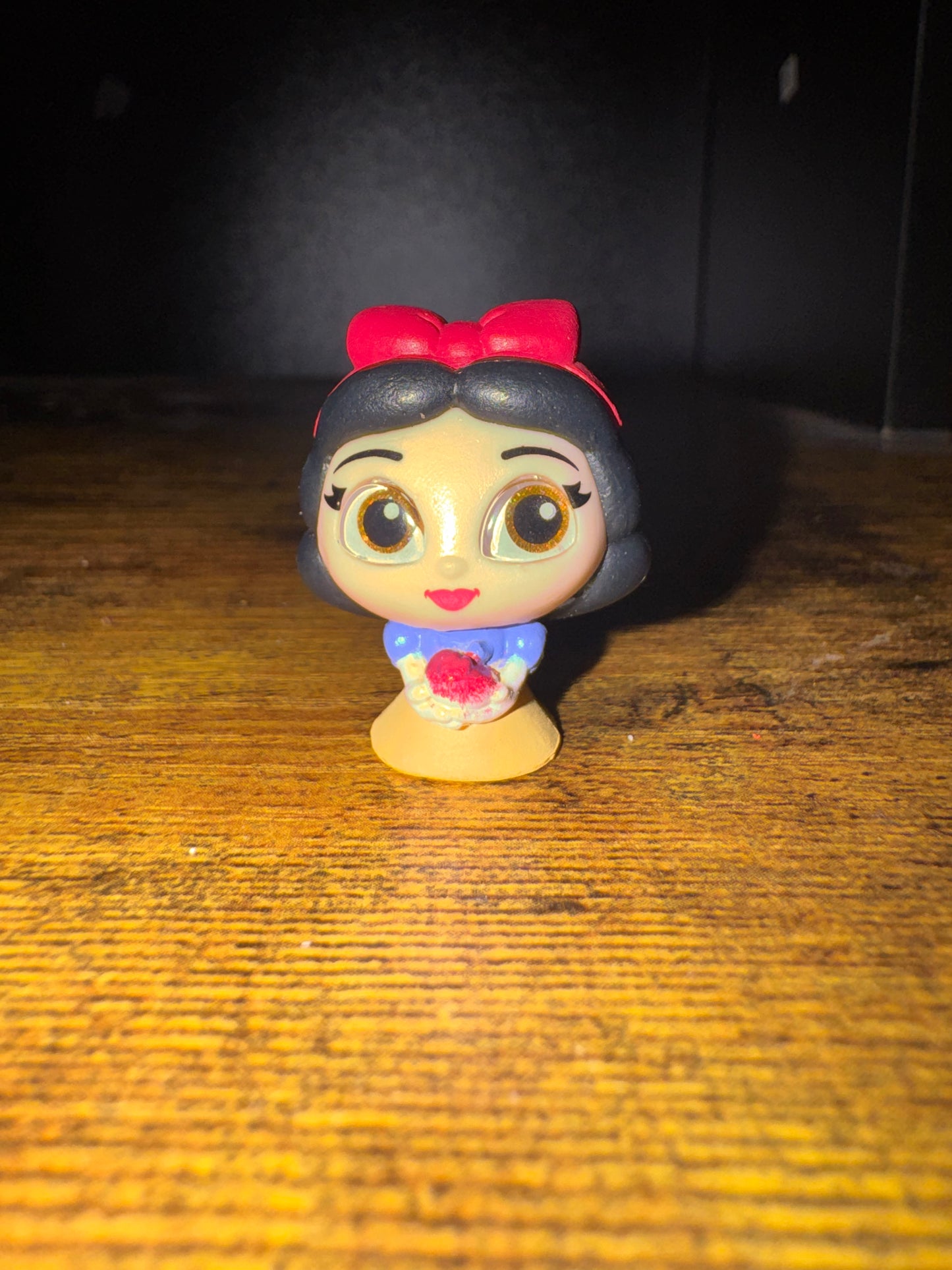 Snow White Holding Apple Doorable
