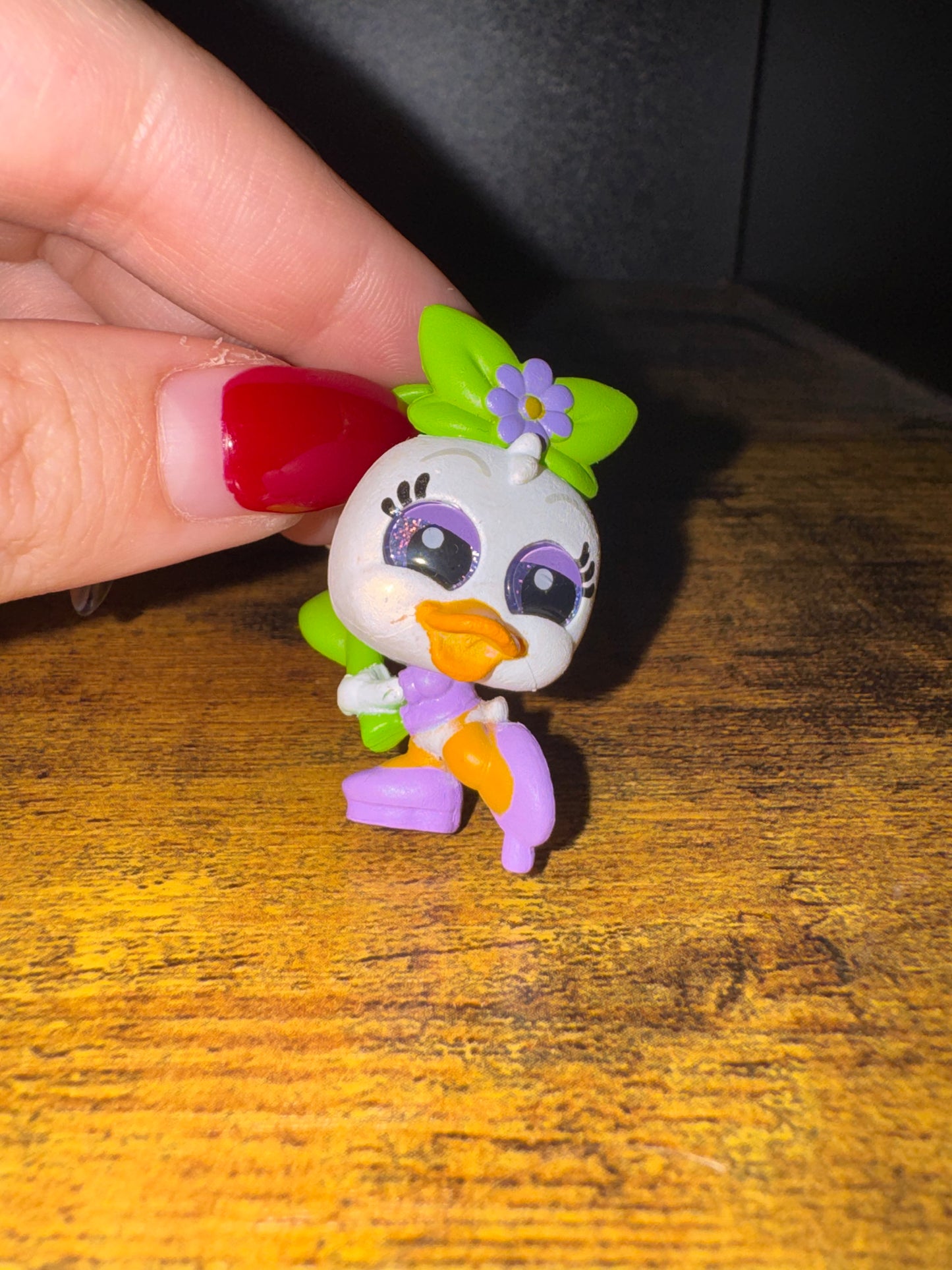 Floral Daisy Duck Doorable
